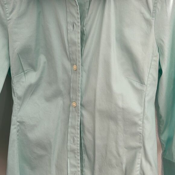 Banana Republic Fitted Button Down Shirt. Size Small - Picture 4 of 8